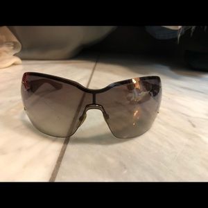 Gucci Sunglasses with original case
